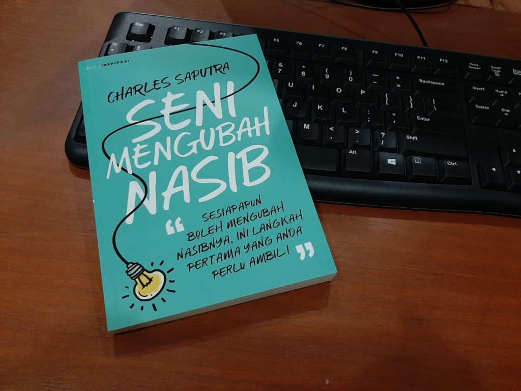 buku seni mengubah nasib Charles saputra